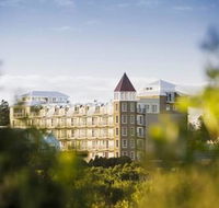 Deep Blue Hotel  Hot Springs - Sydney 4u