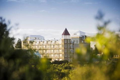 Deep Blue Hotel & Hot Springs - Accommodation Sydney 0