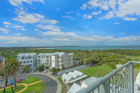 Deep Blue Hotel & Hot Springs - Accommodation Sydney 28