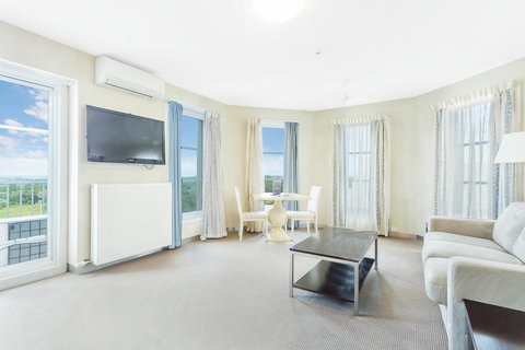 Deep Blue Hotel & Hot Springs - Accommodation Sydney 29