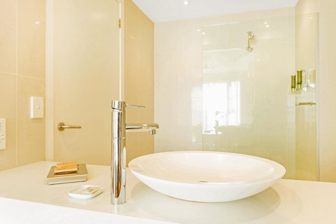 Deep Blue Hotel & Hot Springs - Accommodation Sydney 21