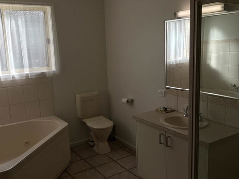 Beachcomber Motel & Apartments - Sydney 4u 9