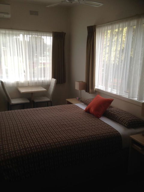 Beachcomber Motel & Apartments - Sydney 4u 36