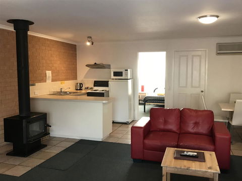 Beachcomber Motel & Apartments - Sydney 4u 13