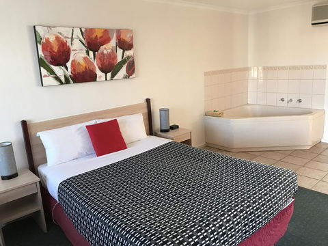 Beachcomber Motel & Apartments - Sydney 4u 0