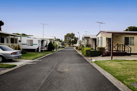 Discovery Parks - Geelong - Sydney 4u 44