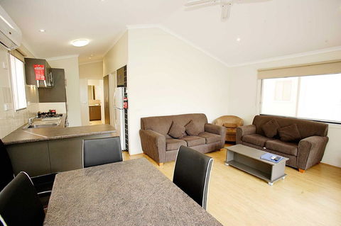 Discovery Parks - Geelong - Sydney 4u 4