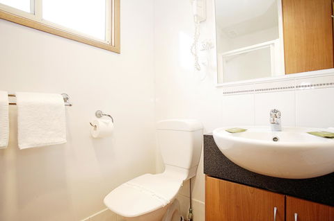 Discovery Parks - Geelong - Sydney 4u 29