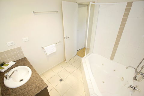 Discovery Parks - Geelong - Sydney 4u 31