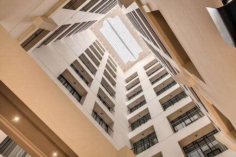 The Savoy Hotel On Little Collins Melbourne - Sydney 4u 3