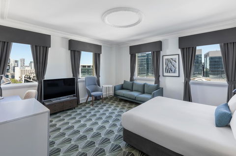 The Savoy Hotel On Little Collins Melbourne - Sydney 4u 0