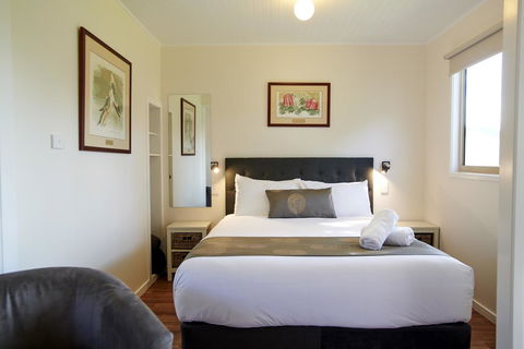 Amaroo Park - Sydney 4u 14