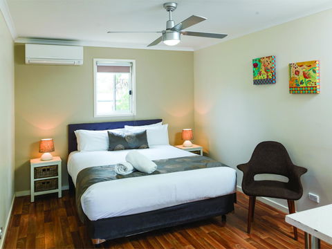 Amaroo Park - Sydney 4u 40