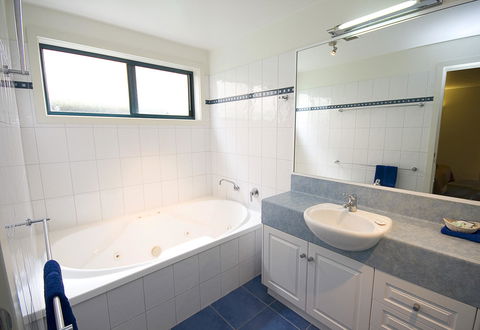 Anchorage Motel & Villas Lorne - Sydney 4u 12
