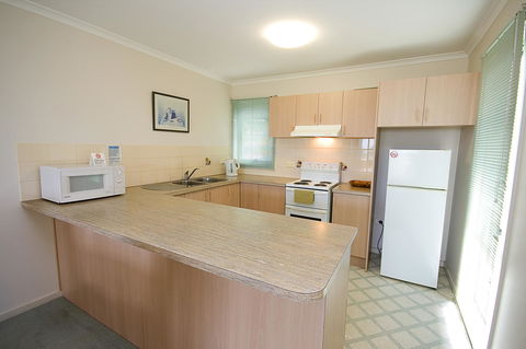 Anchorage Motel & Villas Lorne - Sydney 4u 25