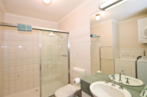 Anchorage Motel & Villas Lorne - Sydney 4u 33
