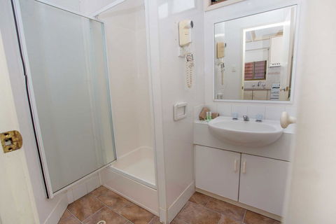 Discovery Parks - Warrnambool - Sydney 4u 5