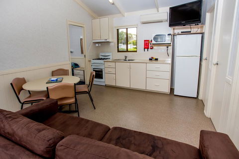 Discovery Parks - Warrnambool - Sydney 4u 21