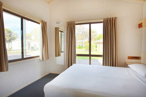 Discovery Parks - Warrnambool - Sydney 4u 3