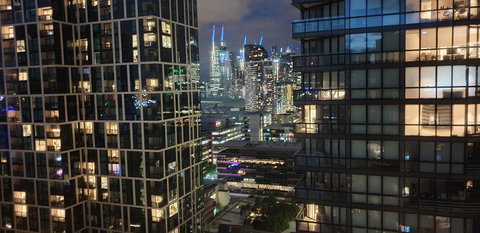 Best Views On Collins - Accommodation Sydney 23