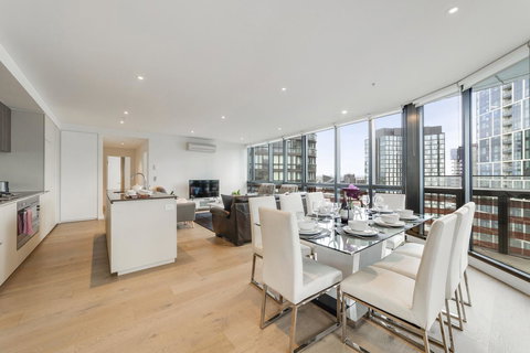 Best Views On Collins - Accommodation Sydney 2