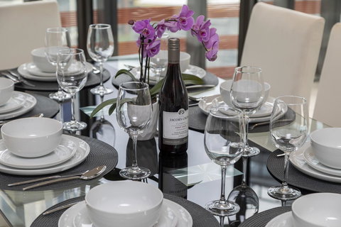 Best Views On Collins - Accommodation Sydney 6