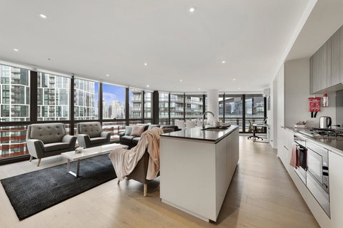 Best Views On Collins - Accommodation Sydney 18