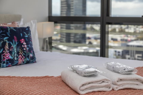 Best Views On Collins - Accommodation Sydney 34