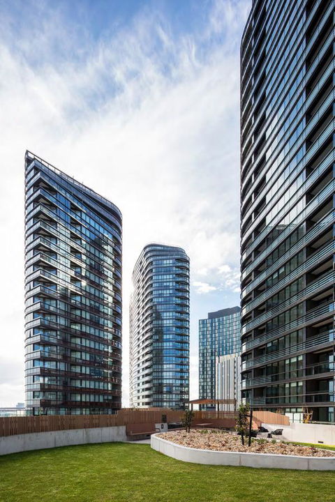 Winston Apartments Docklands - Accommodation Sydney 4