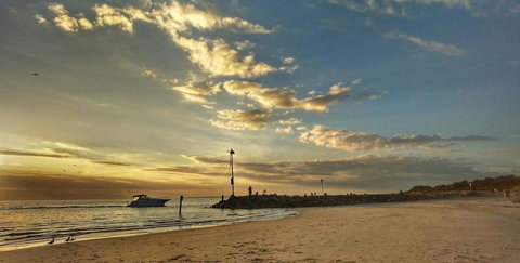 Waterfront Retreat - Sydney Resort 30