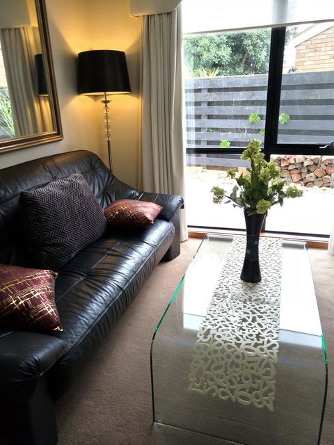 Waterfront Retreat - Sydney Resort 17