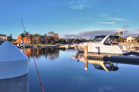 Waterfront Retreat - Sydney Resort 2