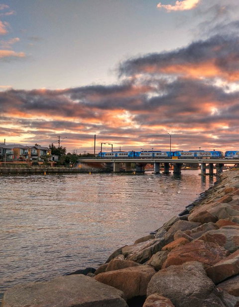 Waterfront Retreat - Sydney Resort 34