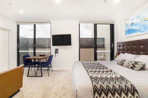 Whitehorse Apartments Hotel - Sydney 4u 21