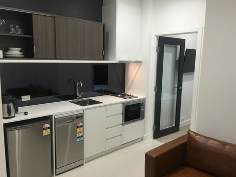 Whitehorse Apartments Hotel - Sydney 4u 34