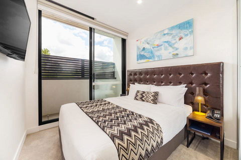 Whitehorse Apartments Hotel - Sydney 4u 2
