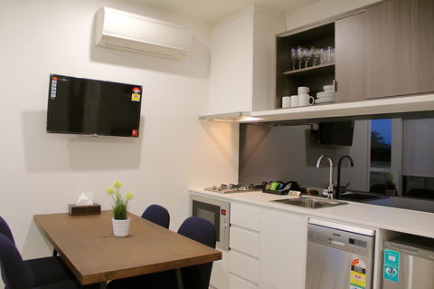 Whitehorse Apartments Hotel - Sydney 4u 20