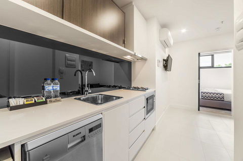 Whitehorse Apartments Hotel - Sydney 4u 38