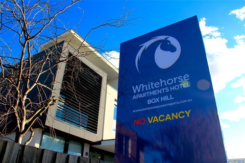 Whitehorse Apartments Hotel - Sydney 4u 11