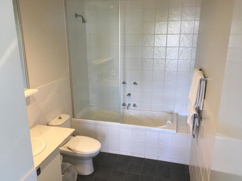Geelong Waterfront Penthouse Apartment - Sydney 4u 15
