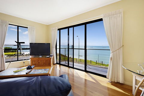 Clifftop Apartments Portland Vic - Sydney 4u 5