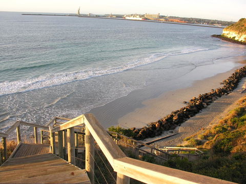 Clifftop Apartments Portland Vic - Sydney 4u 6