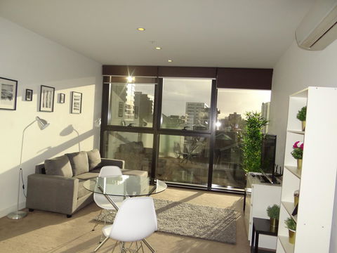 Amazing Accommodations: Vogue - Sydney 4u 16