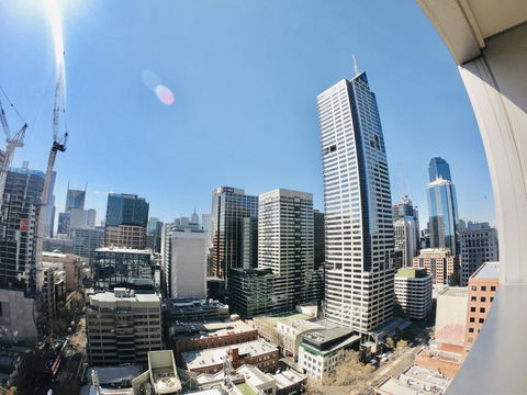 The Escape In Southern Cross Station - Sydney 4u 8