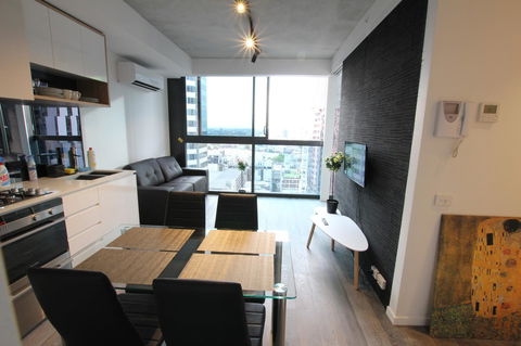 Carlson View Serviced Apartments - Sydney 4u 12