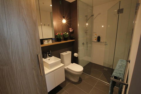 Carlson View Serviced Apartments - Sydney 4u 18