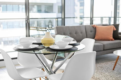 Complete Host Tiara Apartments - Sydney 4u 4