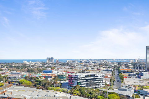 Complete Host Tiara Apartments - Sydney 4u 10