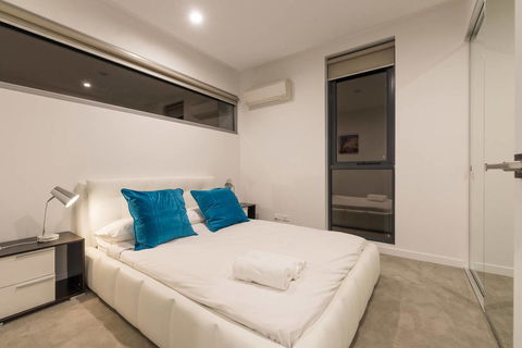 Doncaster Private Collection 2 Bed Townhouse@Pearl - Sydney 4u 8