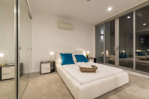 Doncaster Private Collection 2 Bed Townhouse@Pearl - Sydney 4u 6